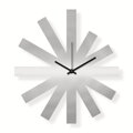 Středně velké nerez nástěnné hodiny, ocel 40x30cm: Silver Star | atelierDSGN