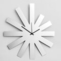 Středně velké nerez nástěnné hodiny, ocel 40x30cm: Silver Star | atelierDSGN