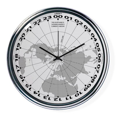 Světle šedé hodiny s chodem 24h ukazující na mapě, kde je právě poledne  (32 cm)| atelierDSGN