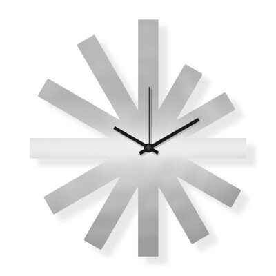 Średniej wielkości stalowy zegar ścienny 40x30cm: Silver Star | atelierDSGN
